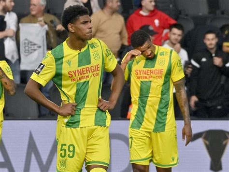 Lyon Fc Nantes Gbamin Plutôt Que Mollet Kombouaré Muscle Son Milieu Sport Le Mans