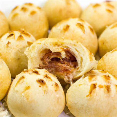 Receita de Pãezinhos sovados recheados queijo Guia da Culinária