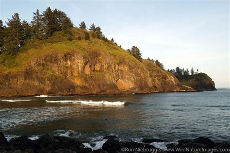 Cape Disappointment Lighthouse Washington Photos By Ron Niebrugge