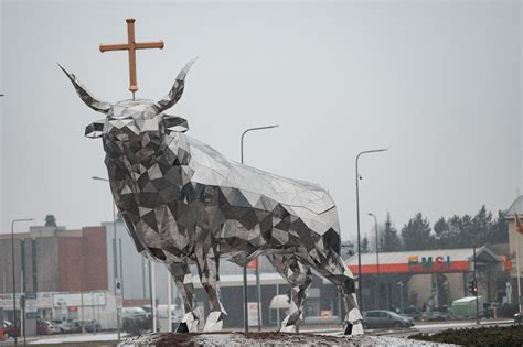 Kauno miesto savivaldybė Ties įvažiavimu į Kauną iškilo įspūdingas