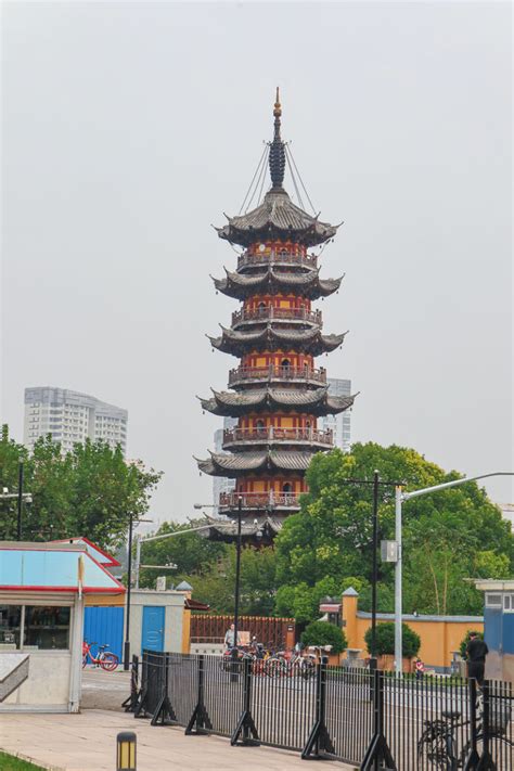 Shanghai Famous Temples Purpurpurpur