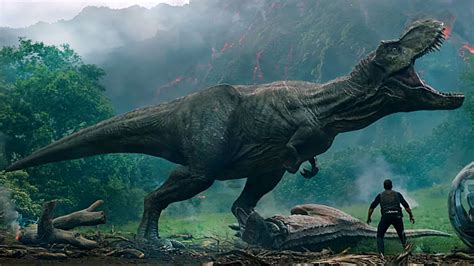 Dinos Volcanos And Jeff Goldblum The “jurassic World 2” Trailer Is Her