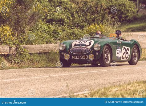 Austin Healey S Op Een Oude Raceauto In Verzameling Mille