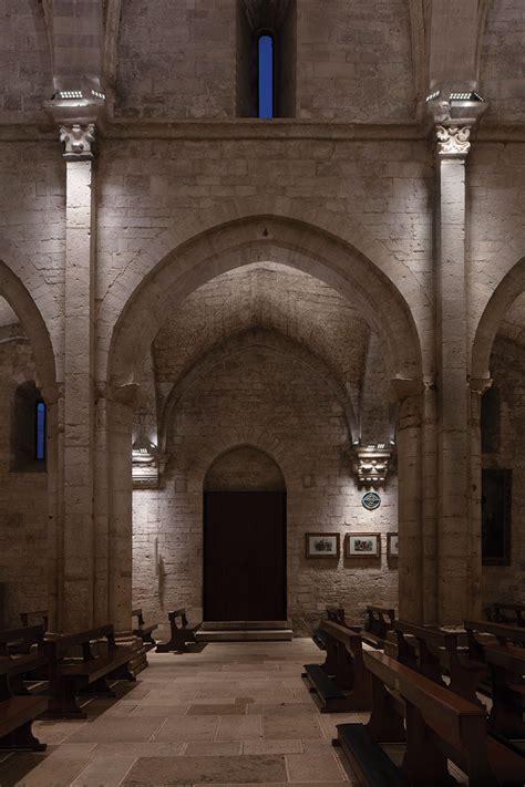 Basilica of the Holy Sepulchre - L&L Luce&Light