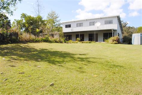 Ron Jeffery Realty Shed House In Established Grounds