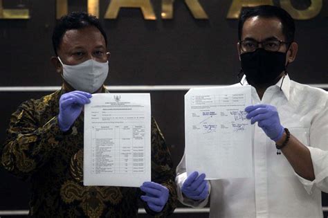 FOTO Komnas HAM Serahkan Bukti Kasus Tewasnya 6 Laskar FPI Ke Bareskrim