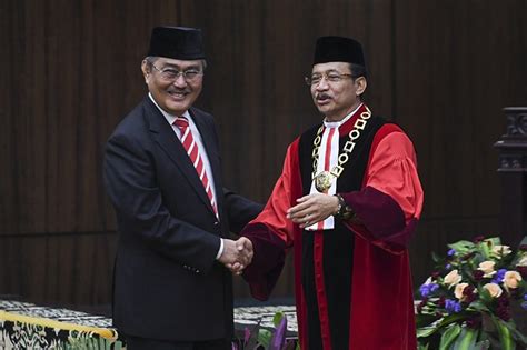 Suhartoyo Resmi Dilantik Jadi Ketua Mk Segini Gaji Yang Bakal Diterima