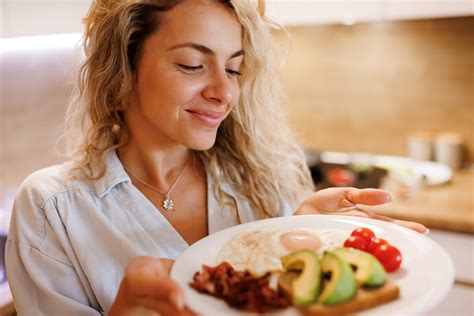 Esta Es La Mejor Hora Del Día Para Consumir Proteínas Según Los Expertos