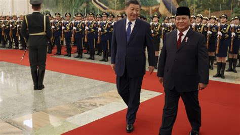 Le président indonésien Prabowo Subianto reçu en grande pompe par Xi