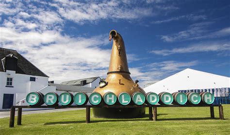 Bruichladdich Distillery – My Journey into the World