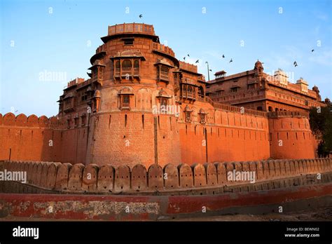 Junagarh Fort Nella Città Di Bikaner Rajasthan In India Foto Stock Alamy