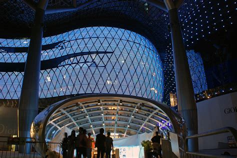 Ion Orchard 2 Ion Orchard Facades With The Led Lights And Flickr