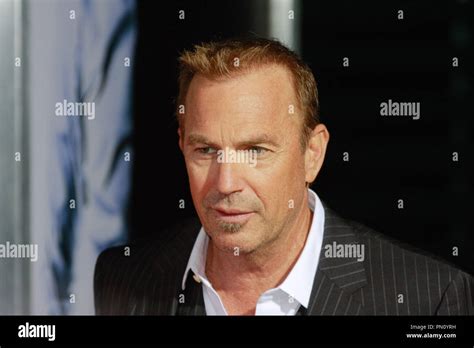 Kevin Costner Premiere Days To Kill Fotograf As E Im Genes De Alta