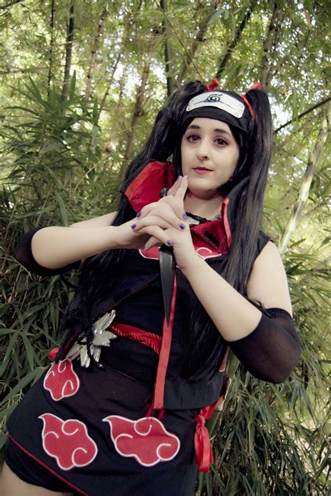 Itachi Girl Cosplay