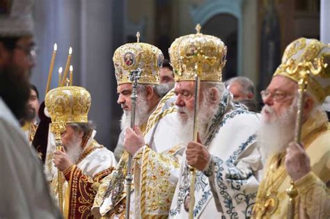 Patriarhul Daniel La Liturghie In Catedrala Sfantul Mina Din Heraklion