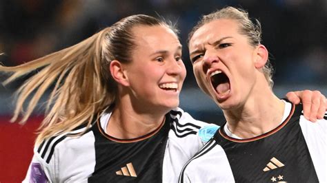 Deutschland Gegen D Nemark Dfb Frauen Wahren Olympia Chance