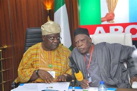 See Video As Apc Nwc Announces Adamu Omisores Resignations The