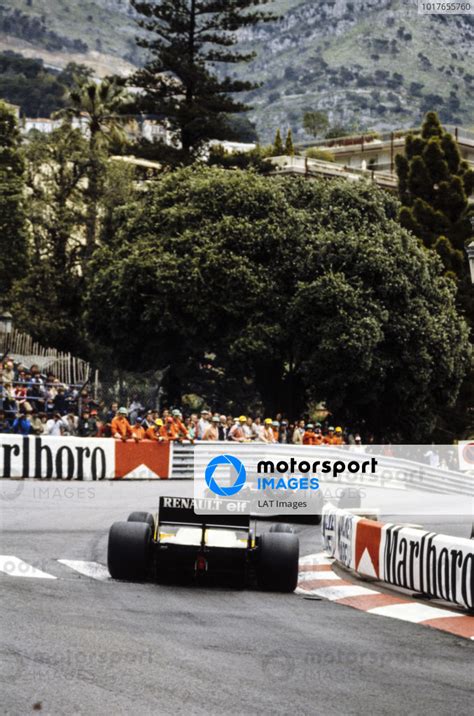 Derek Warwick Toleman Tg B Hart Leads A Renault Re Monaco Gp