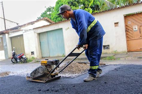 Br Operação Tapa Buraco Atua Para Recuperar As