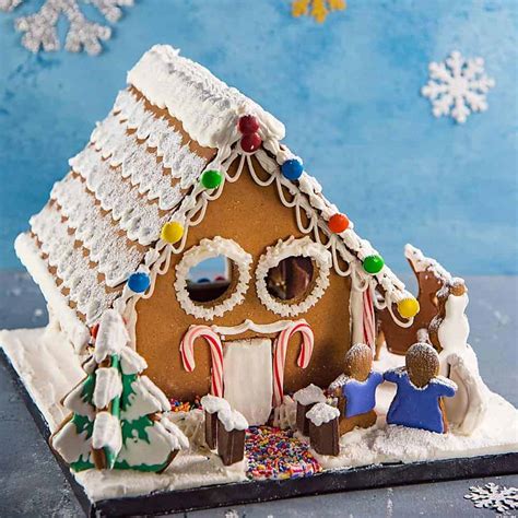 Gingerbread House (Recipe & Template) - The Flavor Bender