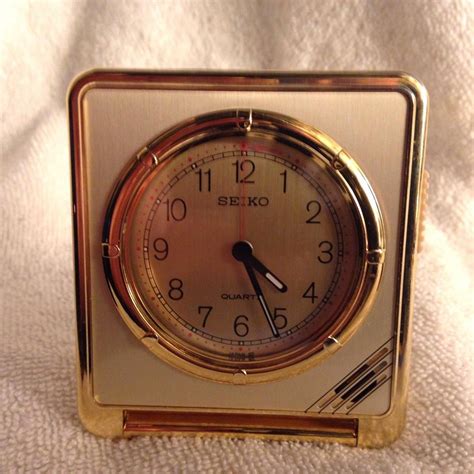 Vintage Seiko Quartz Travel Desk Alarm Clock Quh G Goldtone