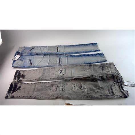 Rue21 Jeans, Size 30x32, 2 Pieces | Property Room