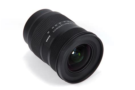 Sigma Mm F Dg Dn Contemporary Lens Review Performance