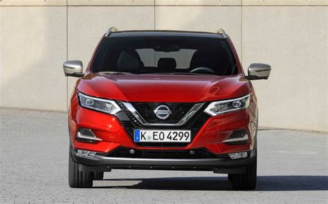 Comparison Nissan Qashqai Tekna 2019 Vs Bmw X1 Xdrive28i 2020 Suv Drive