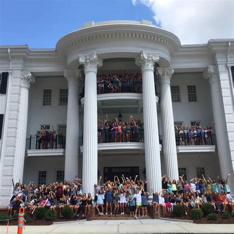 University of Alabama’s new $13 million phi mu sorority house | CafeMom.com