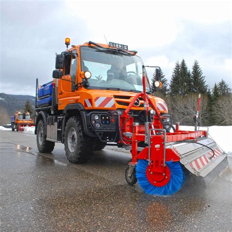 Airport Runway Sweeper VKS Series AEBI SCHMIDT HOLDING AG Truck