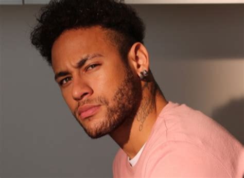 Influenciadora trans dá detalhes sobre suposto affair Neymar PaiPee