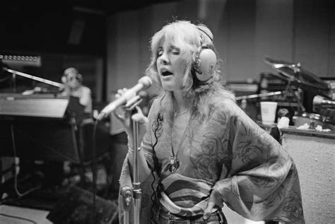 5 Canciones Para Recordar La Genialidad Y El Legado De Stevie Nicks