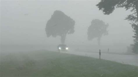 Wetter In Baden W Rttemberg Unwetter Mit Starkregen Hagel Und