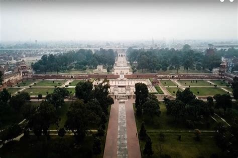 17th Century - The Shalimar Gardens Shalimar Bagh Lahore - Pakistan ...