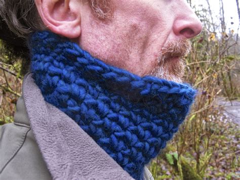 Moss Crochet Merino Neck Warmer For Men