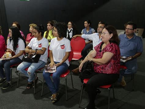 Trabalho Escravo Exposição de fotos do Sinait chega pela primeira vez