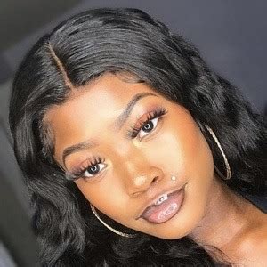 8 Hot Sexy Ayanna Sabrina Bikini Pics