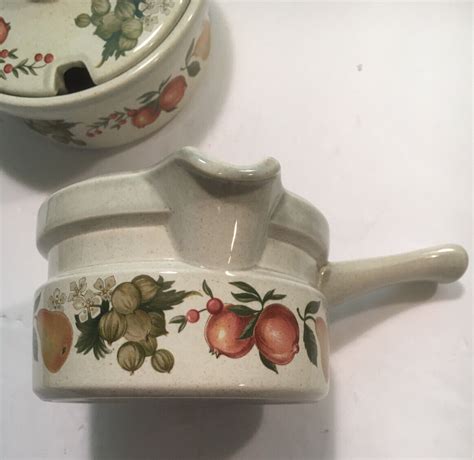 Wedgwood Quince Sugar Bowl Creamer Salt And Pepper Shaker And Sauce