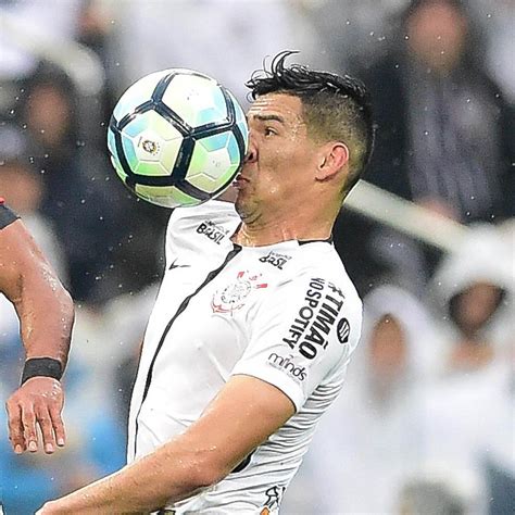 Balbuena Completa 29 Anos Relembre As Fotos Do Zagueiro No Corinthians