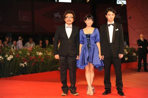 Pictures of Fumi Nikaidô