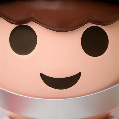 Coronavirus Playmobil Se Lance Dans La Confection De Masques Grand Public