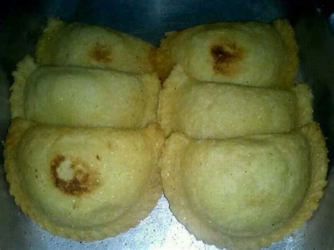 Empanada De Mandioca Empanada Dairy Cheese Food Essen Meals Yemek