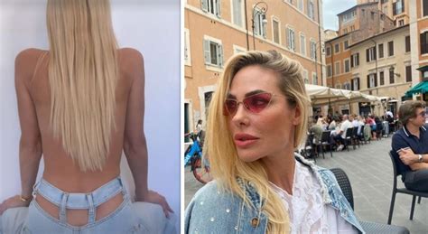 Ilary Blasi Posa Senza Veli La Foto Che Accende Il Web