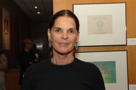 Ali MacGraw Lives Out Of The Limelight These Days In Santa Fe, Town ...