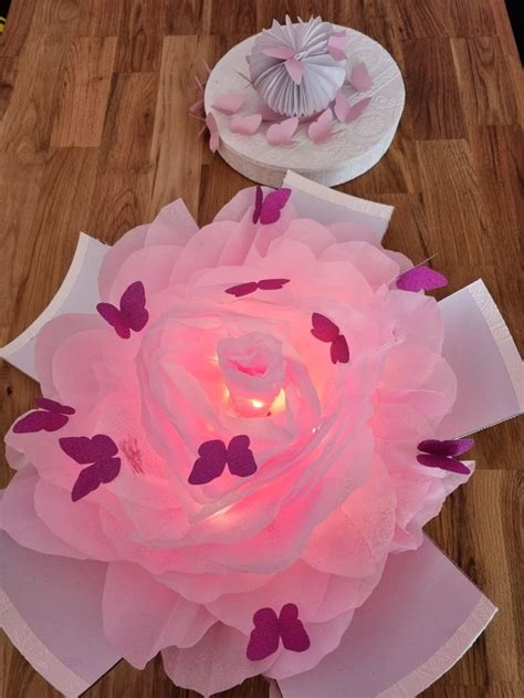 Explosionsbox Selbstgemachte Blume Schmetterlinge Beleuchtet Diy Home