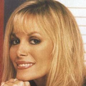 Dian Parkinson - Age, Family, Bio | Famous Birthdays