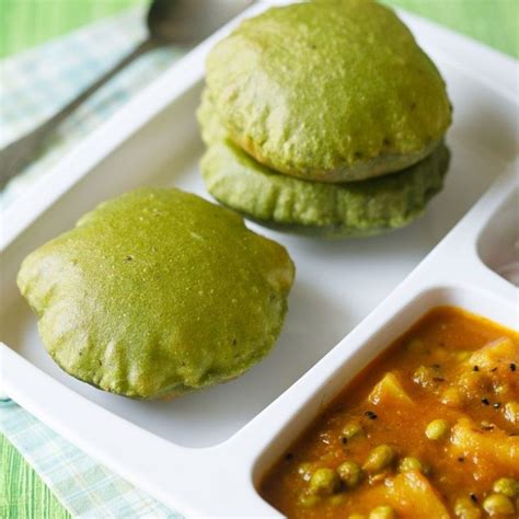 Palak Puri Palak Poori Dassana S Veg Recipes