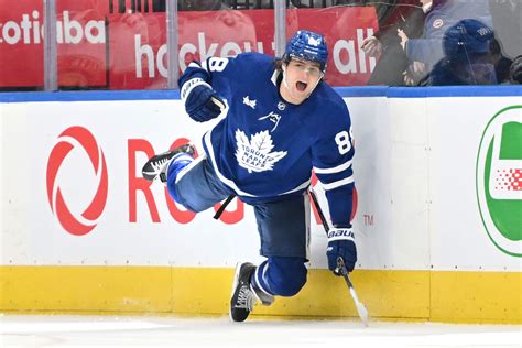 Maple Leafs Report Cards William Nylander Caps Off A Chaotic Comeback