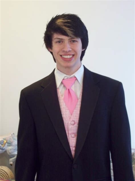 Junior Prom Im Not Gay Spoiler Alert Im Gay R Blunderyears
