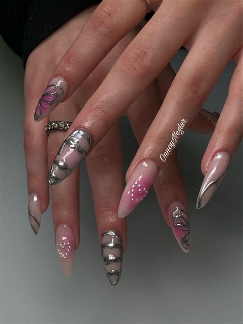 Almondetto Gothic Silver Nails⛓💗🫧🌸 In 2023 Pink Black Nails Pink